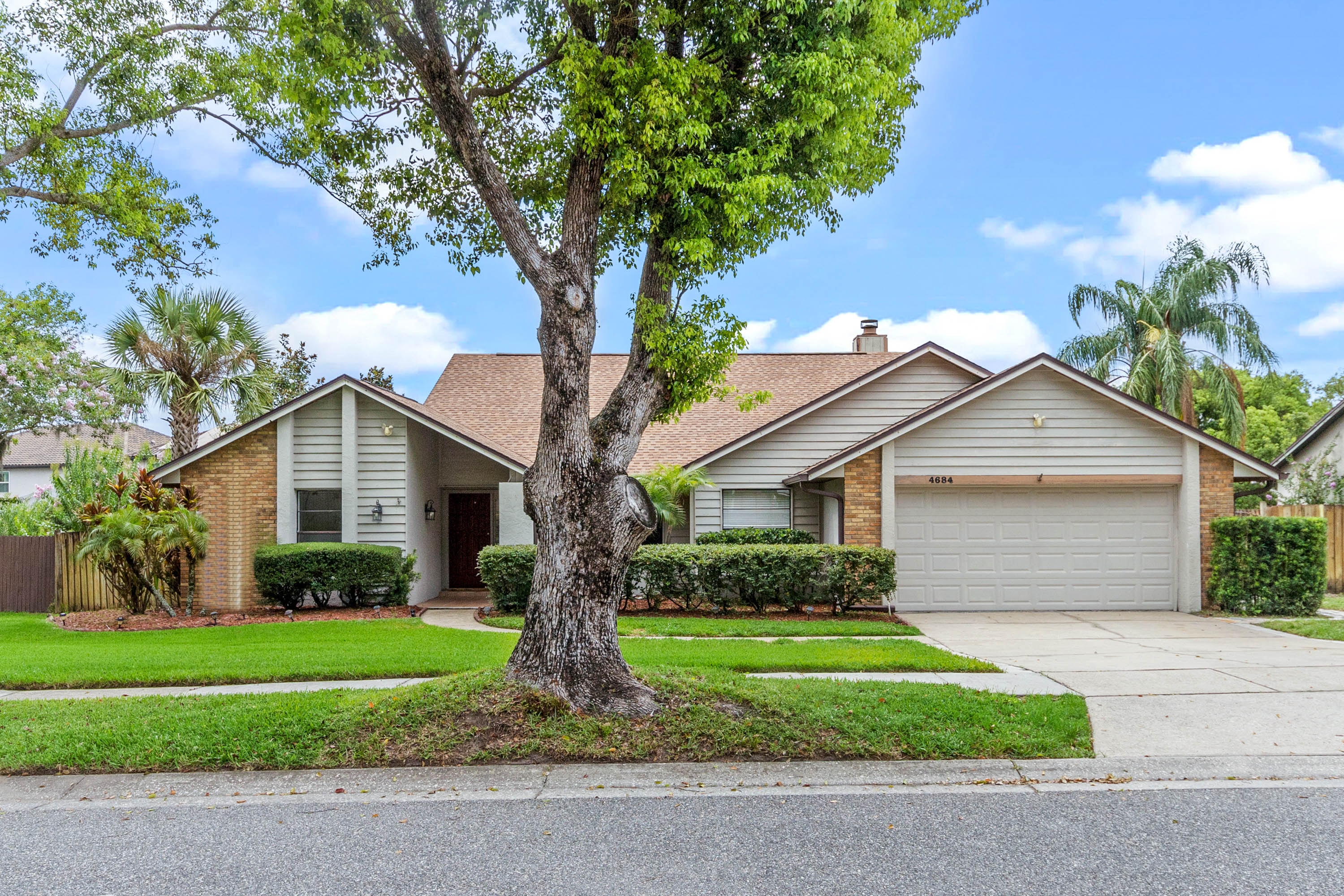Sold home at 4684 Creekview
